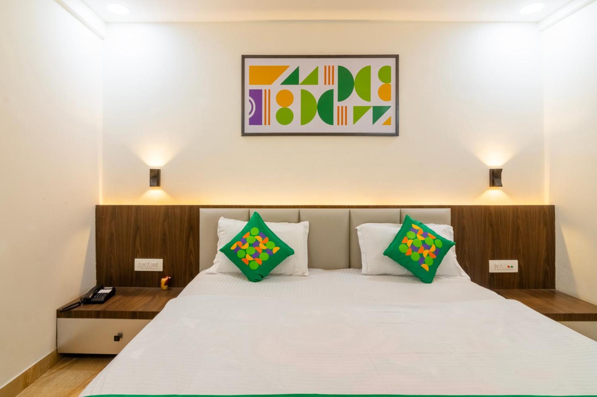 Treebo Petals Banquet & Suites - Kolkata Calcutá Exterior foto